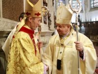 Mgr S. Salaterski avec le cardinal S. Dziwisz